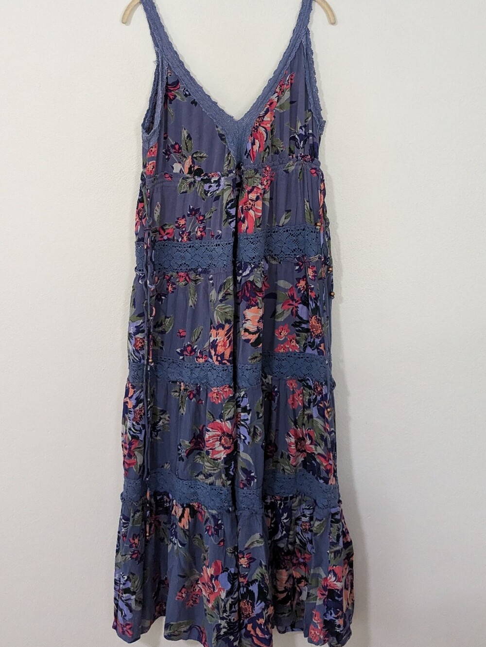 Angie Floral Tiered Lace Trim Maxi DressV Neck Sleeveless Side Tie Blue Medium